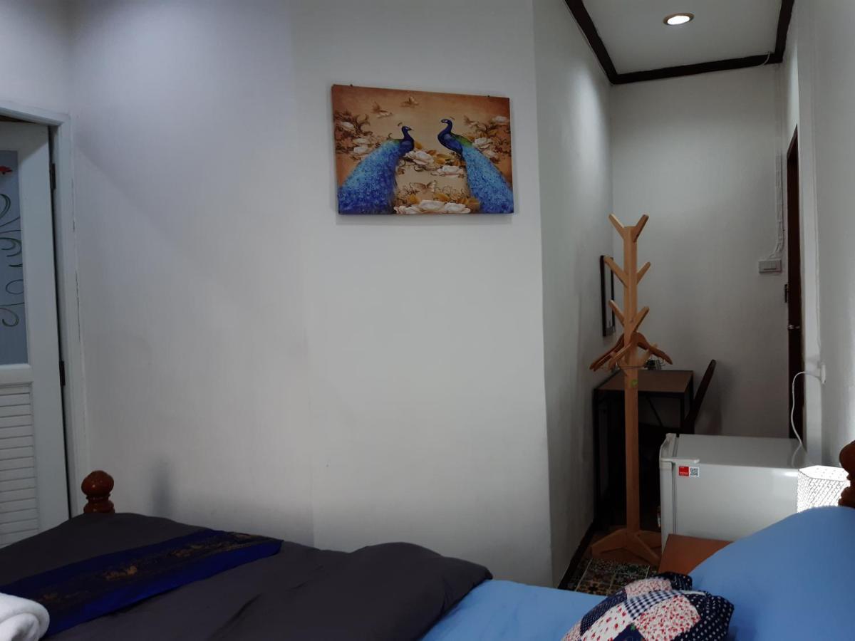 曼谷A & P House公寓 外观 照片